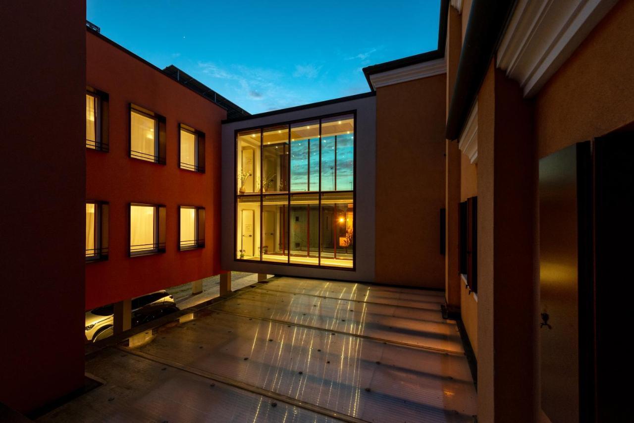 Unahotels Eco Hotel Villa Costanza Venezia Местре Екстериор снимка